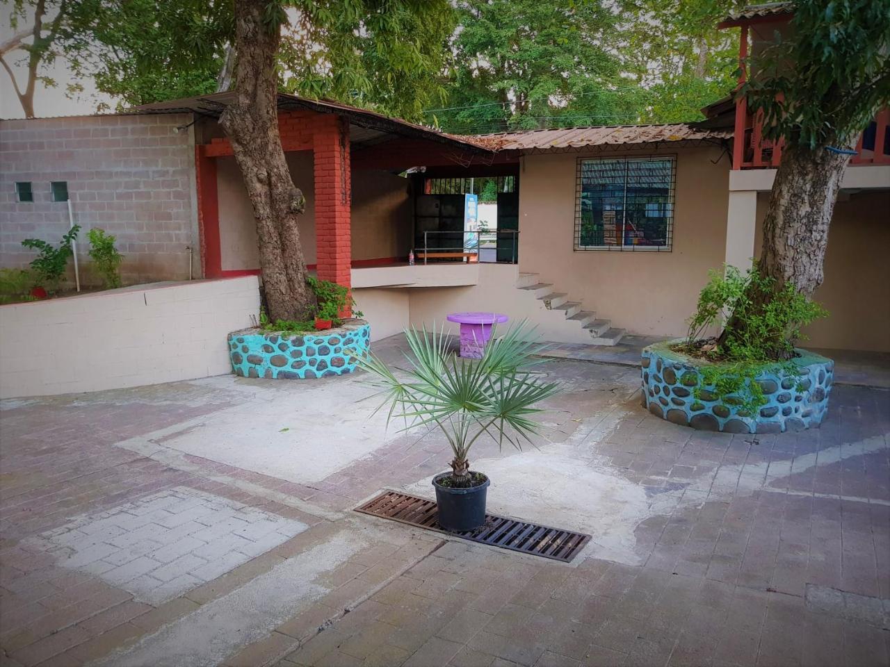 Hotel Puesta Del Sol San Salvador Exterior photo